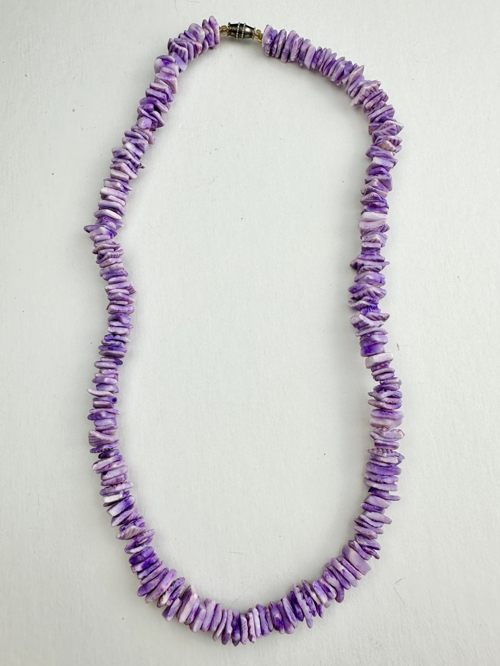 Vintage 1996 Hawaiian Purple Genuine Shell Necklace Puka Style